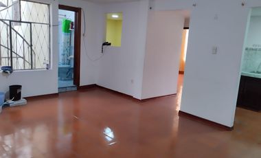 se vende Casa frente a la Cooperativa Cooprogreso - Calderón