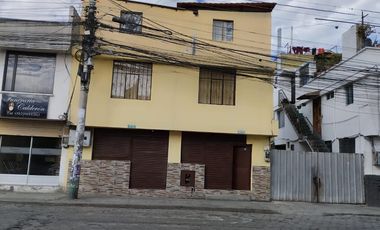 se vende Casa frente a la Cooperativa Cooprogreso - Calderón