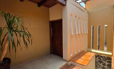 RESIDENCIA CAMPESTRE EN NOGUERAS, 2 NIVELES, 3 RECÁMARAS, 2.5 BAÑOS, TERRAZA