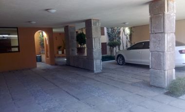 Edificio Multi-habitacional Amueblado en Venta, en Metepec, Edo. México