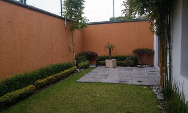 Edificio Multi-habitacional Amueblado en Venta, en Metepec, Edo. México