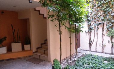 Edificio Multi-habitacional Amueblado en Venta, en Metepec, Edo. México