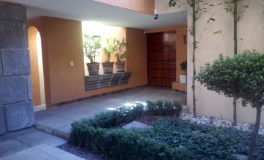 Edificio Multi-habitacional Amueblado en Venta, en Metepec, Edo. México