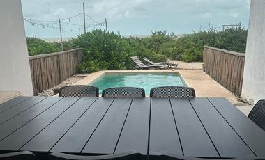 Villa con roof top frente al mar en San Bruno