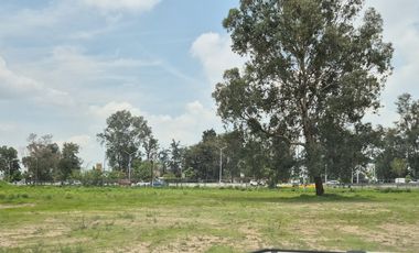 Terreno en Venta sobre Periférico y casi Av Vallarta