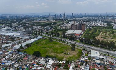 Terreno en Venta sobre Periférico y casi Av Vallarta