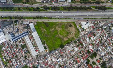 Terreno en Venta sobre Periférico y casi Av Vallarta
