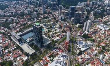 Excelente Propiedad en Venta a un lado de MIDTOWN