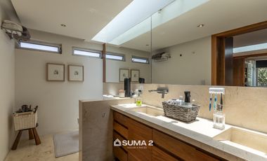 Preciosa Casa en Venta en el Cielo Country Club