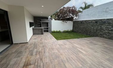 Residencia de lujo en Villa Verona, Zapopan – diseño moderno y espacios amplios