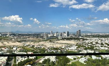 Penthouse en renta en Vista Vento Cumbres