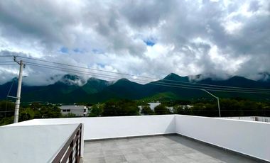 CASA EN VENTA EN AMORADA, zona CARRETERA NACIONAL