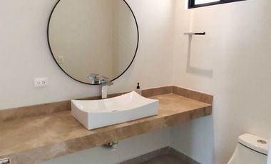 CASA EN VENTA EN AMORADA, zona CARRETERA NACIONAL