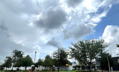 CASA EN VENTA EN AMORADA, zona CARRETERA NACIONAL