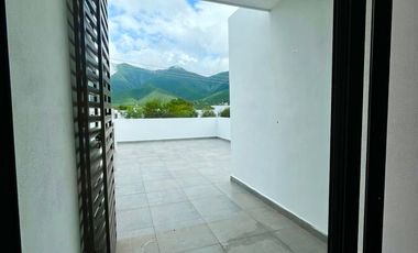 CASA EN VENTA EN AMORADA, zona CARRETERA NACIONAL