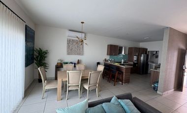 CASA EN VENTA EN FRACC. CORONADO