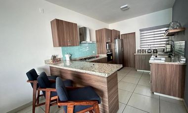 CASA EN VENTA EN FRACC. CORONADO