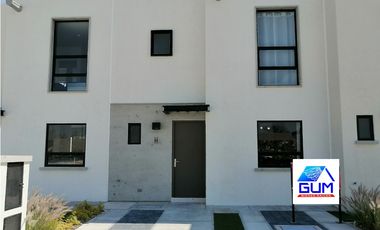 CASA EN VENTA EN CIUDAD MESETA QUERETARO GKC