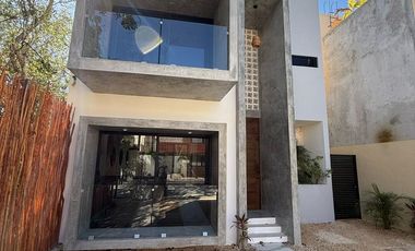 Casa en Venta en Tulum de 3 habitaciones a 5 min del Centro