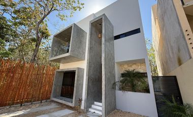 Casa en Venta en Tulum de 3 habitaciones a 5 min del Centro