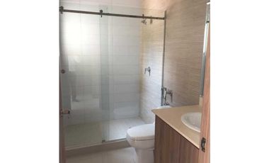 Se vende casa en Altos de Parque