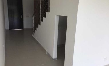 Se vende casa en Altos de Parque