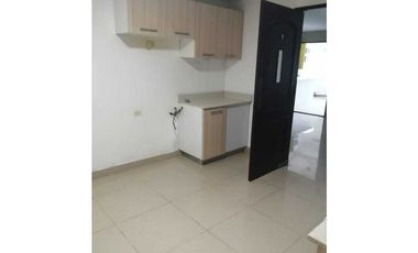 VENTA CASA 2 PISOS EN PH GREEN VILLAGE TRANSISTMICA