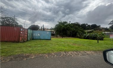 TERRENO / VILLA ZAITA / 600M / TOTALMENTE PLANO / DE ESQUINA JC