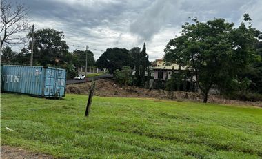 TERRENO / VILLA ZAITA / 600M / TOTALMENTE PLANO / DE ESQUINA JC