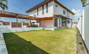 CLUB DE GOLF / BRISAS DEL GOLF / 854M / 4 HABITACION / DOS NIVELES JC