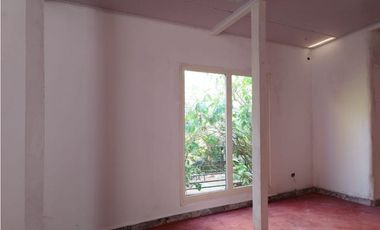 EL VALLE DE ANTON / ESPACIOSO LOCAL / 250M  / VIA PRINCIPAL AG