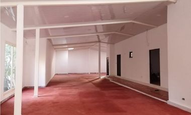 EL VALLE DE ANTON / ESPACIOSO LOCAL / 250M  / VIA PRINCIPAL AG