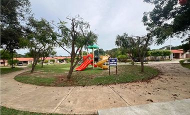 LA CHORRERA / ARBOLEDAS / ALAMOS / 250M / 3 HABITACION / AMOBLADO JC