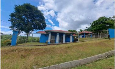 VENDO CASA LA CHORRERA LA ESPIGA