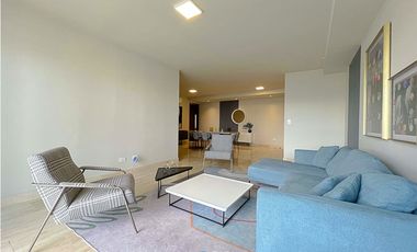 Venta de Apartamento Amoblado Costa del Este PH THE REGENT