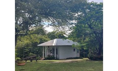 ALQUILO CASA CAMPESTRE EN LAS UVAS DE SAN CARLOS AMOBLADA