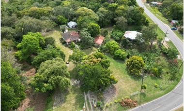 ALQUILO CASA CAMPESTRE EN LAS UVAS DE SAN CARLOS AMOBLADA