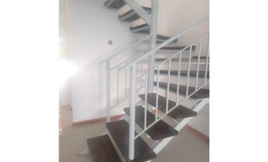 Alquiler Duplex 2 dormitorios complejo privado Guariento Villa Nueva
