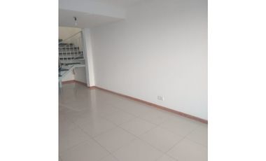 Alquiler Duplex 2 dormitorios complejo privado Guariento Villa Nueva