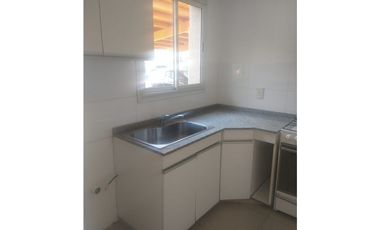 Alquiler Duplex 2 dormitorios complejo privado Guariento Villa Nueva