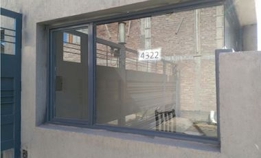 Alquiler Duplex 2 dormitorios complejo privado Guariento Villa Nueva