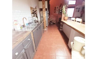 AMPLIA CASA EN PARAJE ENTRE RIOS, LAGO PUELO CA-280