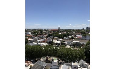 VENTA DEPTO.3 AMB. C/ ESPACIO DE COCHERA.VISTA PANORAMICA .OPORTUNIDAD