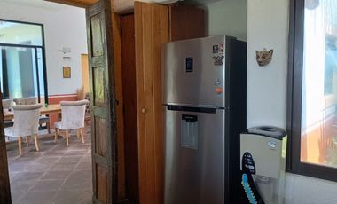 Casa con amplio jardín, alberca con jacuzzi, terrazas con hermosa vista en Fracc. Hacienda San Gaspar Jiutepec Morelos