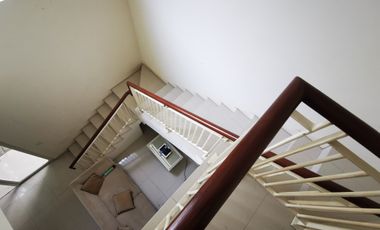 Sewa Rumah Pakuwon Indah Full Furnished Depan Pakuwon Mall Bagus