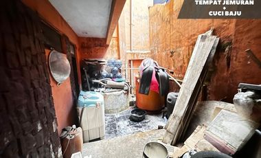 Rumah 300m² Full Furnished SHM di Tanjungsari, Cocok untuk Usaha!