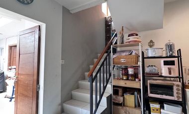 Rumah dalam Townhouse 7 Unit Cinere 3 Menit ke Pintu Tol Andara