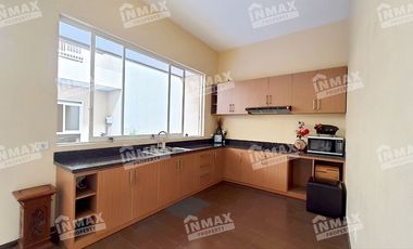 RUMAH MEWAH VILLA PUNCAK.TIDAR,ADA KOLAM RENANG,ROW.JALAN LEBAR