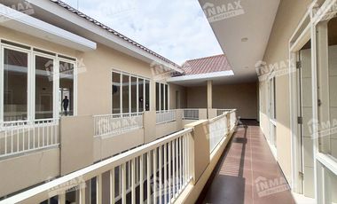 RUMAH MEWAH VILLA PUNCAK.TIDAR,ADA KOLAM RENANG,ROW.JALAN LEBAR