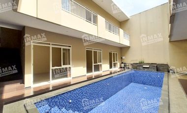 RUMAH MEWAH VILLA PUNCAK.TIDAR,ADA KOLAM RENANG,ROW.JALAN LEBAR